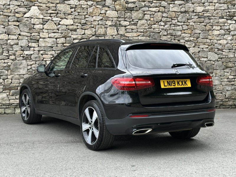 2019 (19) MERCEDES-BENZ GLC 250 4Matic Urban Edition 5dr 9G-Tronic 5652466