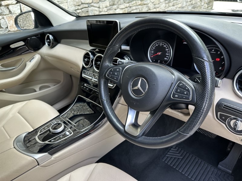 2019 (19) MERCEDES-BENZ GLC 250 4Matic Urban Edition 5dr 9G-Tronic 5652429