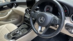 2019 (19) MERCEDES-BENZ GLC 250 4Matic Urban Edition 5dr 9G-Tronic 5652429