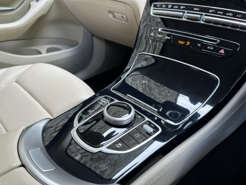 2019 (19) MERCEDES-BENZ GLC 250 4Matic Urban Edition 5dr 9G-Tronic 5652436