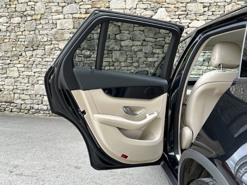 2019 (19) MERCEDES-BENZ GLC 250 4Matic Urban Edition 5dr 9G-Tronic 5652468