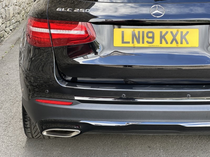 2019 (19) MERCEDES-BENZ GLC 250 4Matic Urban Edition 5dr 9G-Tronic 5652424