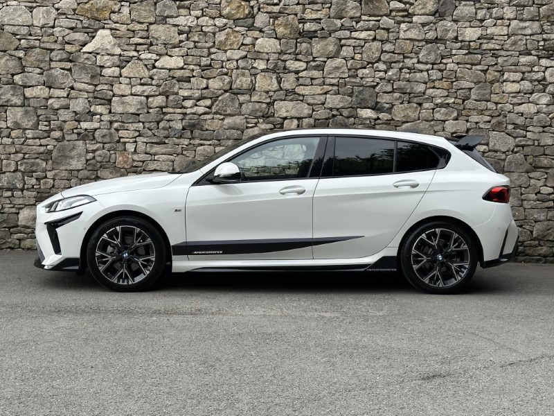2025 (25) BMW 1 SERIES 120 M Sport 5dr  5641243