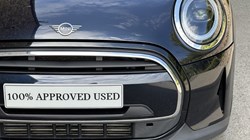 2022 (22) MINI HATCHBACK 1.5 Cooper Exclusive 5dr 5672213