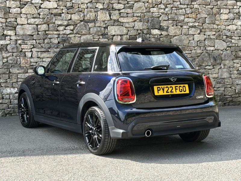 2022 (22) MINI HATCHBACK 1.5 Cooper Exclusive 5dr  1