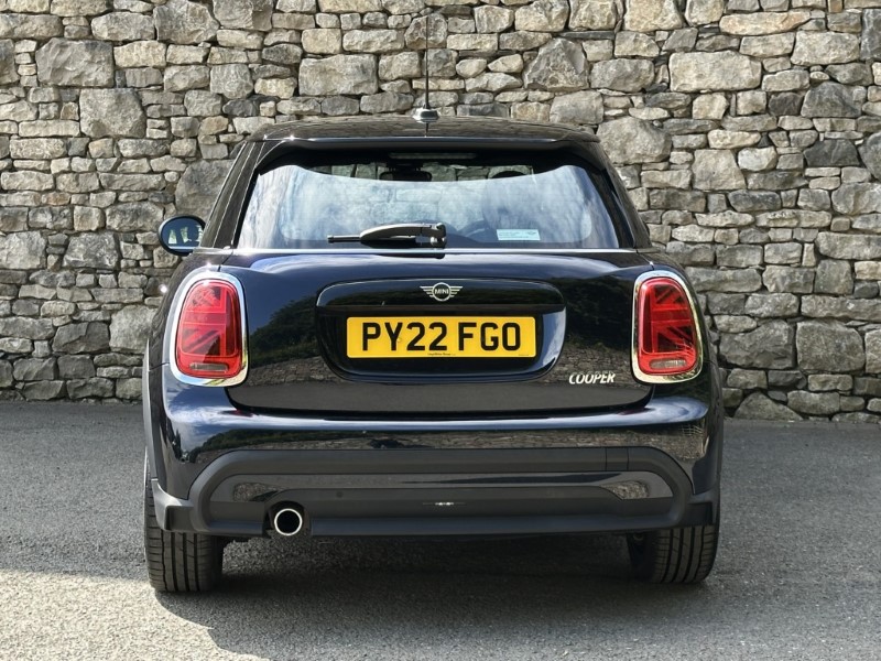 2022 (22) MINI HATCHBACK 1.5 Cooper Exclusive 5dr  5672225