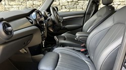 2022 (22) MINI HATCHBACK 1.5 Cooper Exclusive 5dr 5672217