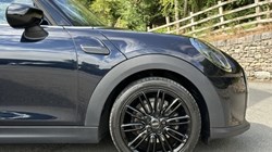 2022 (22) MINI HATCHBACK 1.5 Cooper Exclusive 5dr 5672253