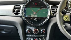 2022 (22) MINI HATCHBACK 1.5 Cooper Exclusive 5dr 5672234