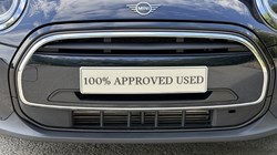 2022 (22) MINI HATCHBACK 1.5 Cooper Exclusive 5dr 5672251