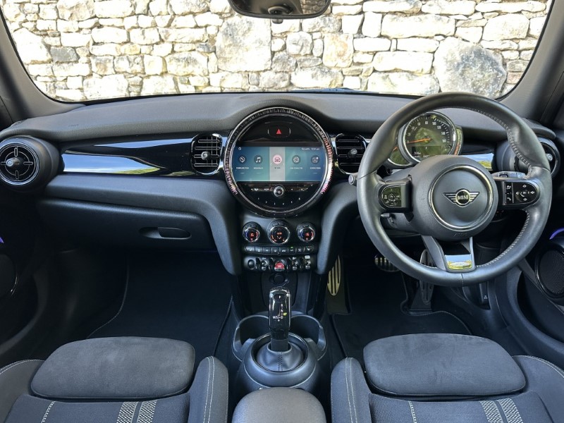 2021 (21) MINI HATCHBACK 1.5 Cooper Sport 5dr  5679869