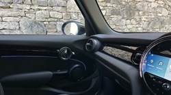 2021 (21) MINI HATCHBACK 1.5 Cooper Sport 5dr 5679835