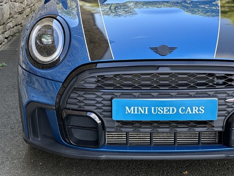 2021 (21) MINI HATCHBACK 1.5 Cooper Sport 5dr  5679845