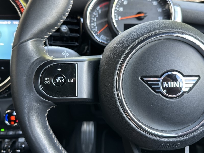 2021 (21) MINI HATCHBACK 1.5 Cooper Sport 5dr  5679843