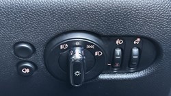 2021 (21) MINI HATCHBACK 1.5 Cooper Sport 5dr 5679842