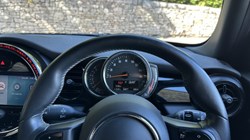 2021 (21) MINI HATCHBACK 1.5 Cooper Sport 5dr 5679876