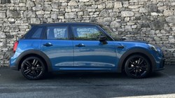 2021 (21) MINI HATCHBACK 1.5 Cooper Sport 5dr 5679823