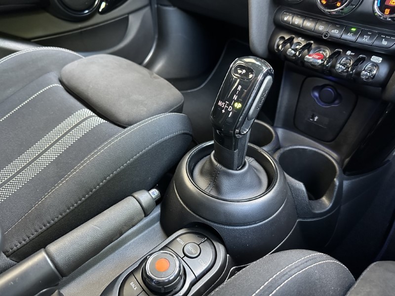 2021 (21) MINI HATCHBACK 1.5 Cooper Sport 5dr  5679837