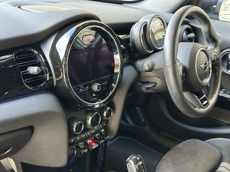 2021 (21) MINI HATCHBACK 1.5 Cooper Sport 5dr  5679853