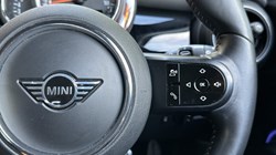 2021 (21) MINI HATCHBACK 1.5 Cooper Sport 5dr 5679844