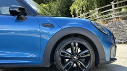 2021 (21) MINI HATCHBACK 1.5 Cooper Sport 5dr 5679883