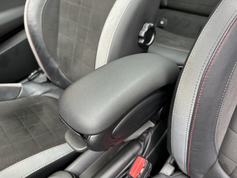 2023 (23) MINI HATCHBACK 2.0 Cooper S Sport Premium Plus 3dr  5677062