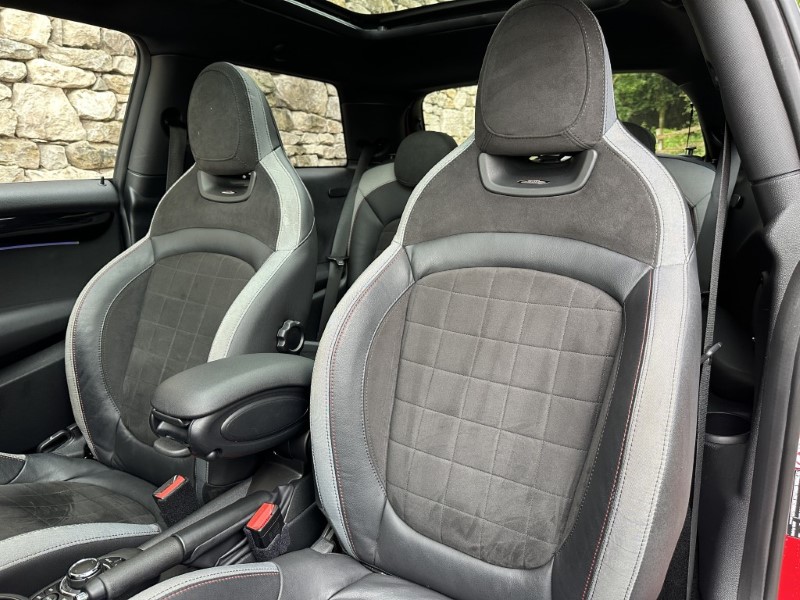2023 (23) MINI HATCHBACK 2.0 Cooper S Sport Premium Plus 3dr  5677060