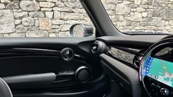 2021 (71) MINI HATCHBACK 1.5 Cooper Sport 3dr Auto 5673061