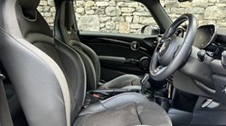 2021 (71) MINI HATCHBACK 1.5 Cooper Sport 3dr Auto 5673056