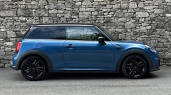 2021 (71) MINI HATCHBACK 1.5 Cooper Sport 3dr Auto 5673049