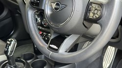 2021 (71) MINI HATCHBACK 1.5 Cooper Sport 3dr Auto 5673058