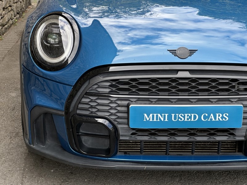 2021 (71) MINI HATCHBACK 1.5 Cooper Sport 3dr Auto 5673071