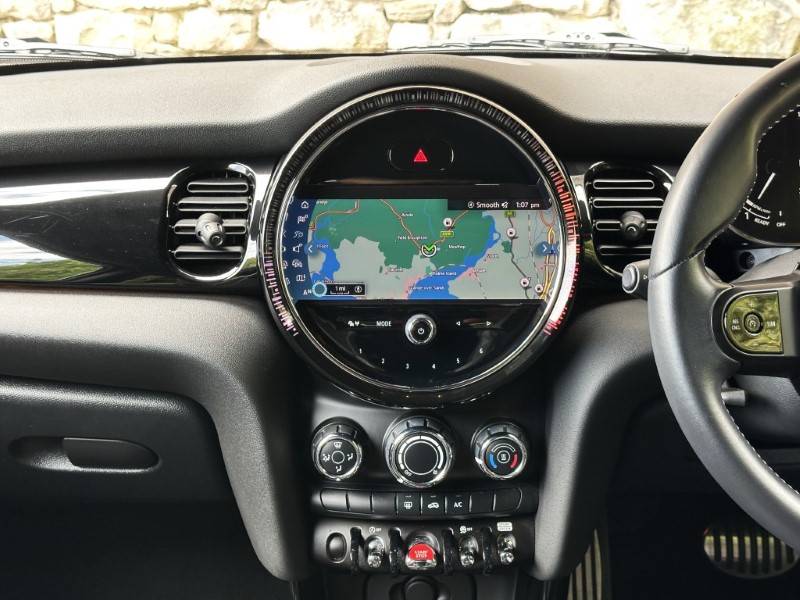 2021 (71) MINI HATCHBACK 1.5 Cooper Sport 3dr Auto 5673096