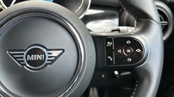 2021 (71) MINI HATCHBACK 1.5 Cooper Sport 3dr Auto 5673070