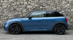 2021 (71) MINI HATCHBACK 1.5 Cooper Sport 3dr Auto 5673074