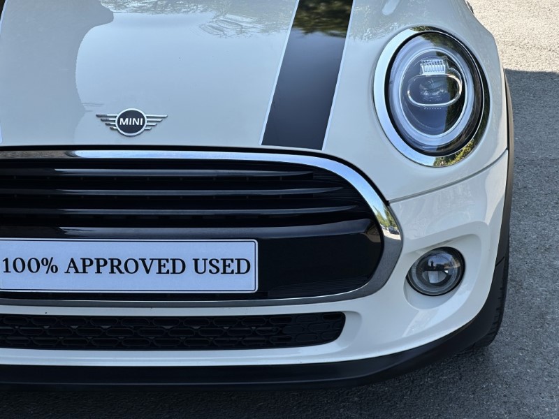 2020 (20) MINI HATCHBACK 1.5 Cooper Classic II 5dr 5653304