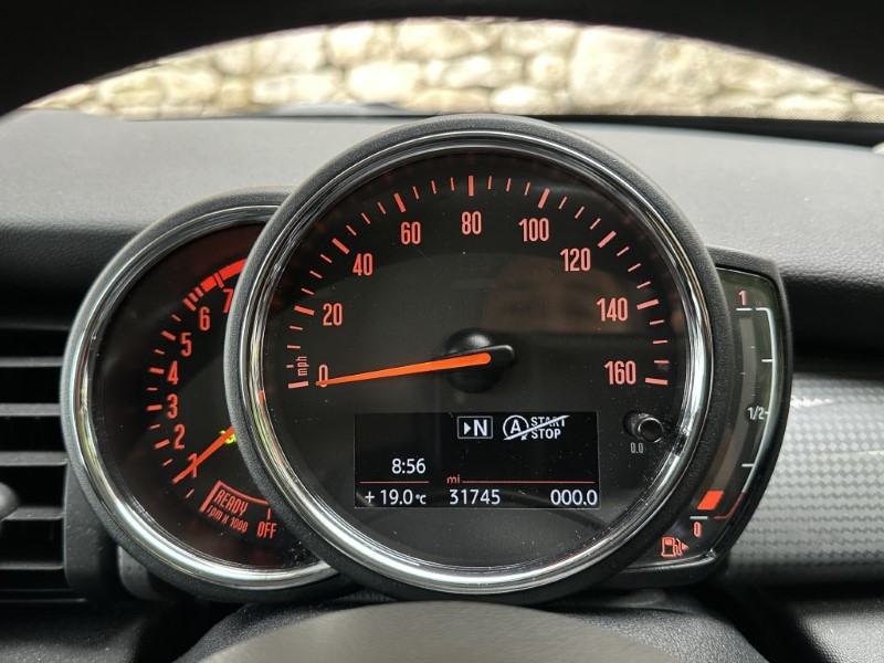 2020 (20) MINI HATCHBACK 1.5 Cooper Classic II 5dr 5654520
