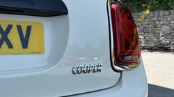 2020 (20) MINI HATCHBACK 1.5 Cooper Classic II 5dr 5653286