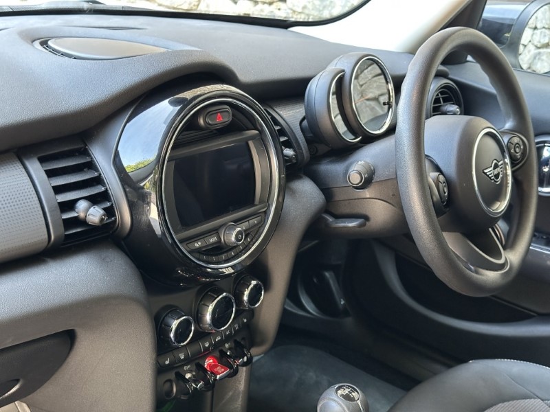 2020 (20) MINI HATCHBACK 1.5 Cooper Classic II 5dr 5653310