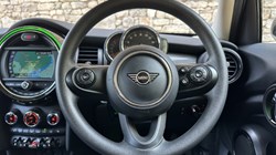 2020 (20) MINI HATCHBACK 1.5 Cooper Classic II 5dr 5653325