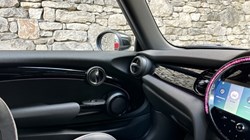 2023 (72) MINI HATCHBACK 2.0 Cooper S Sport 3dr Auto 5670129