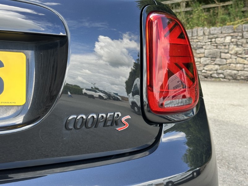2023 (72) MINI HATCHBACK 2.0 Cooper S Sport 3dr Auto 5670121