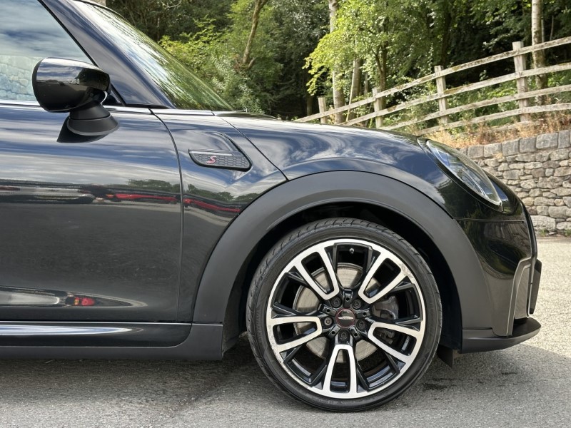 2023 (72) MINI HATCHBACK 2.0 Cooper S Sport 3dr Auto 5670182