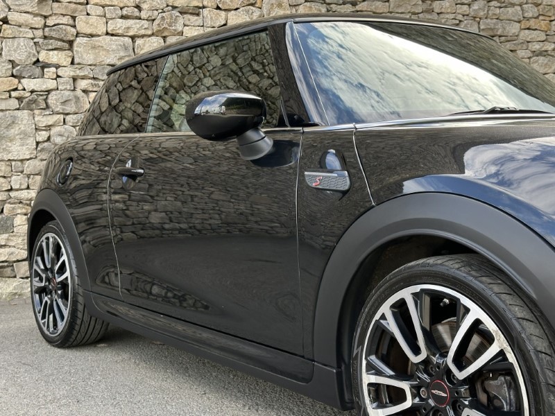 2023 (72) MINI HATCHBACK 2.0 Cooper S Sport 3dr Auto 5670183