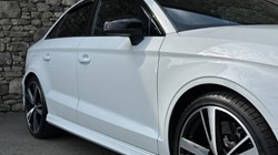 2018 (18) AUDI RS3 2.5 TFSI RS 3 Quattro 4dr S Tronic 5710756