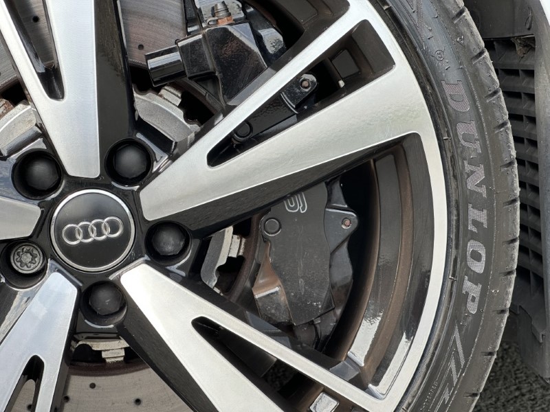 2018 (18) AUDI RS3 2.5 TFSI RS 3 Quattro 4dr S Tronic 5710755