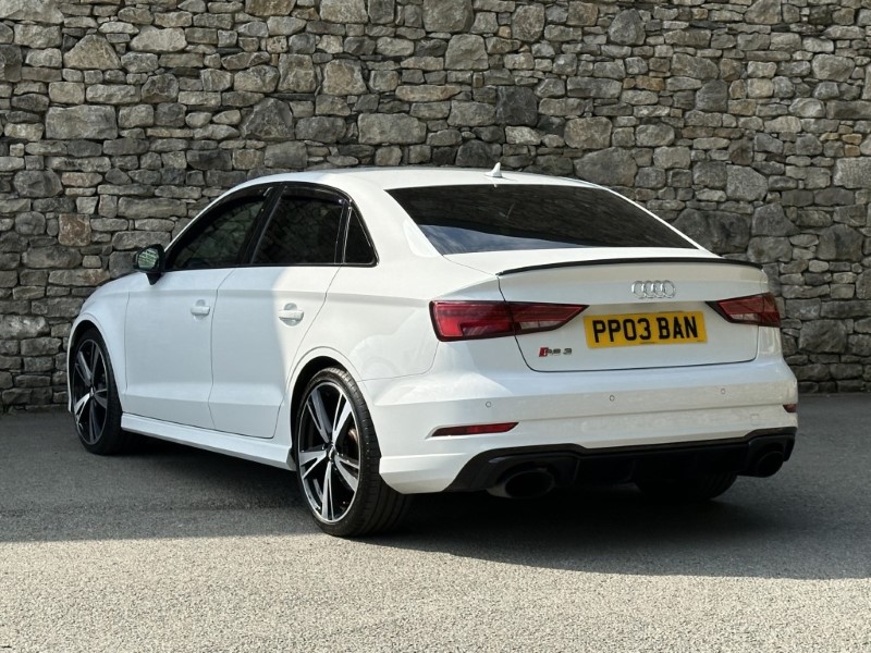 2018 (18) AUDI RS3 2.5 TFSI RS 3 Quattro 4dr S Tronic 5710749