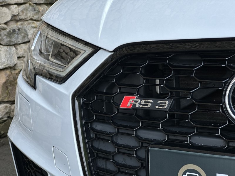 2018 (18) AUDI RS3 2.5 TFSI RS 3 Quattro 4dr S Tronic 5678343