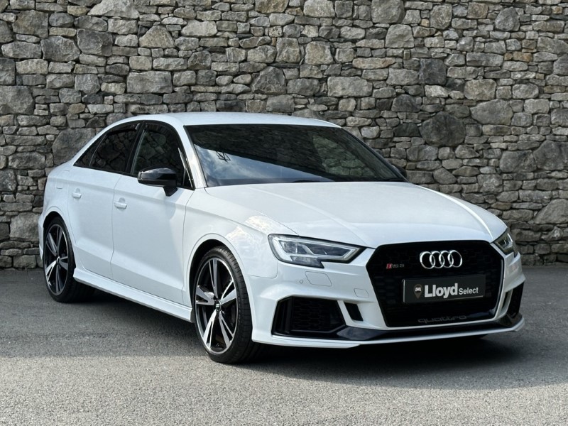 2018 (18) AUDI RS3 2.5 TFSI RS 3 Quattro 4dr S Tronic