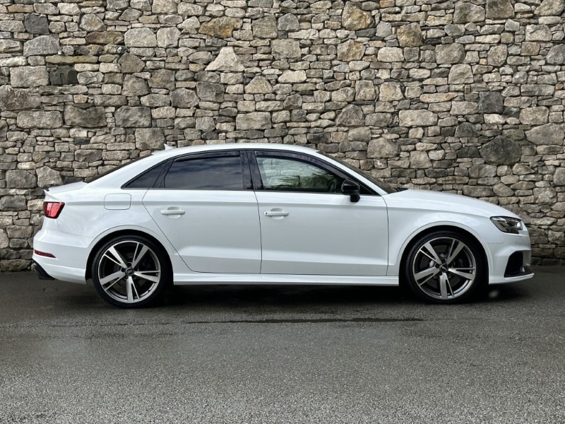 2018 (18) AUDI RS3 2.5 TFSI RS 3 Quattro 4dr S Tronic 5678369
